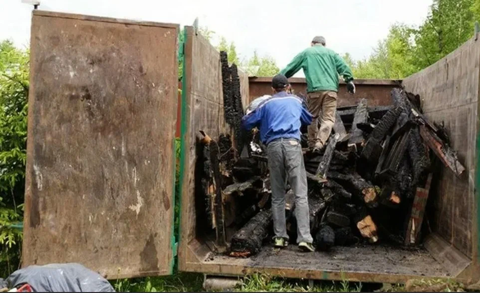 Вывоз мусора после пожара в Камне-на-Оби от ПроМусор — уборка, утилизация, цена от 2487 руб