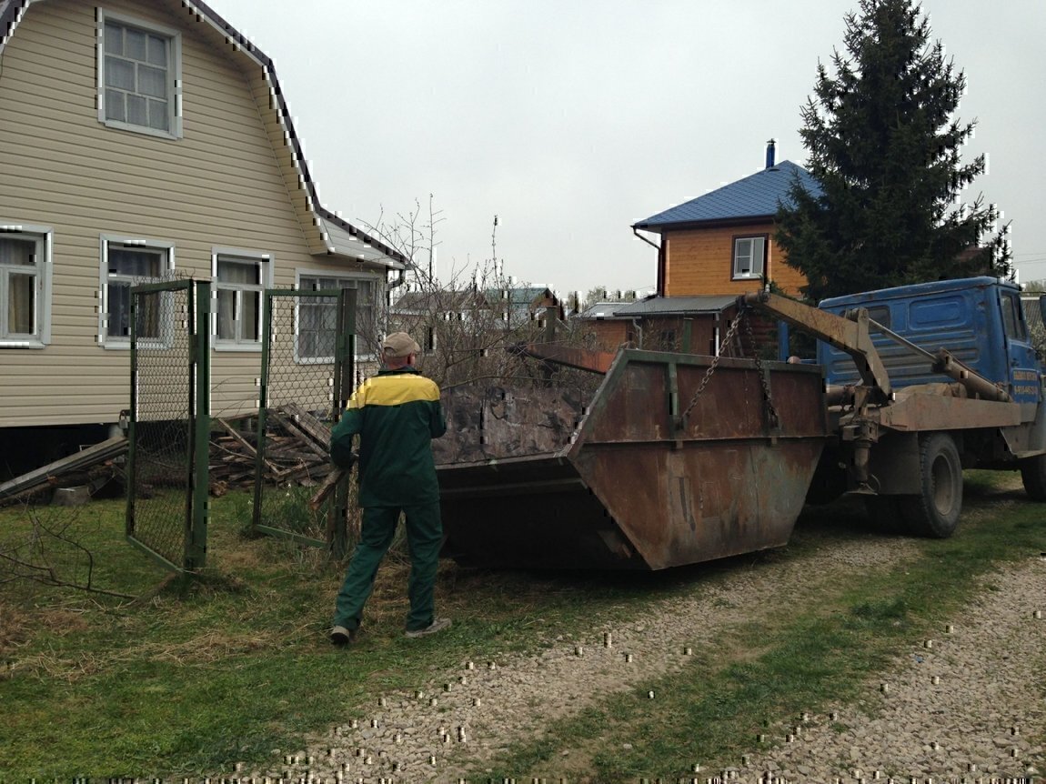 Вывоз мусора и отходов с дачи и участка СНТ в Камне-на-Оби в октябре