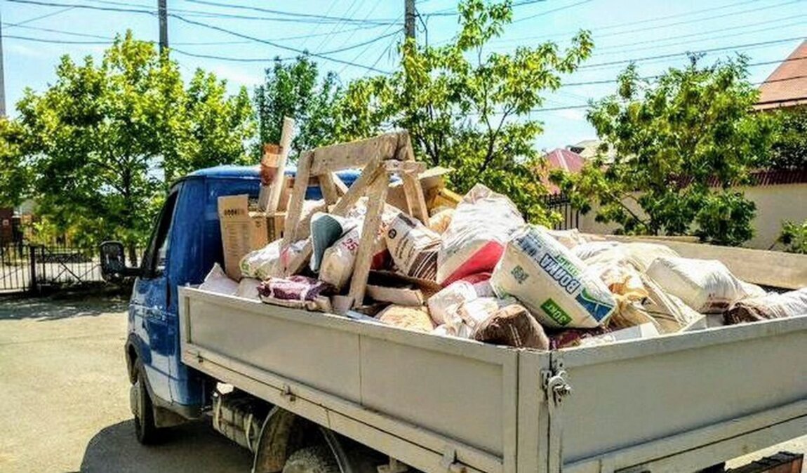 Вывоз мусора Газелью в Камне-на-Оби в октябре