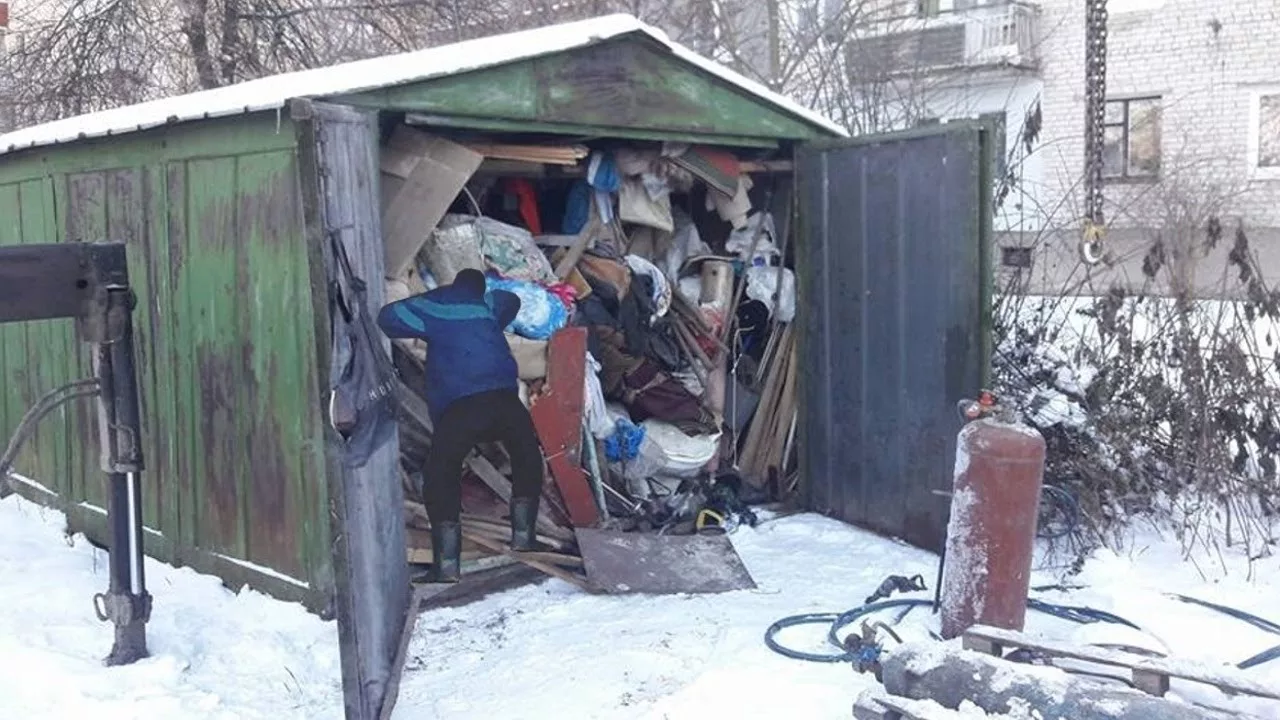 Вывоз мусора из гаража с гарантией чистоты в Камне-на-Оби в октябре