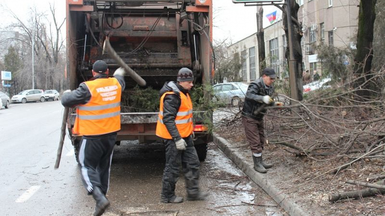 Уборка после стихийного бедствия в Камне-на-Оби от 2893 руб